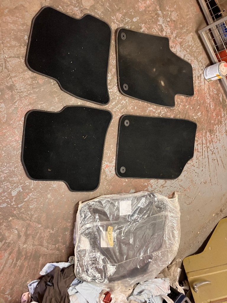 Set van 4 originele VW Polo 6R vloermatten, Ophalen of Verzenden, Nieuw