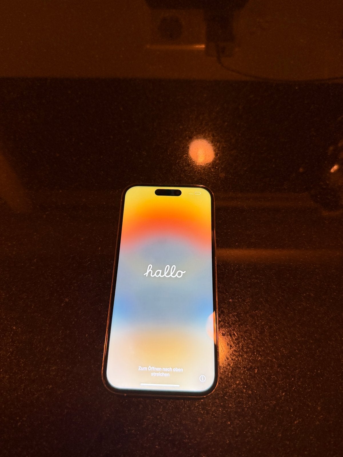 iPhone 14 Pro - Gebruikt met barsten achterkant, Ophalen of Verzenden, Zonder simlock, Zonder abonnement, Goud