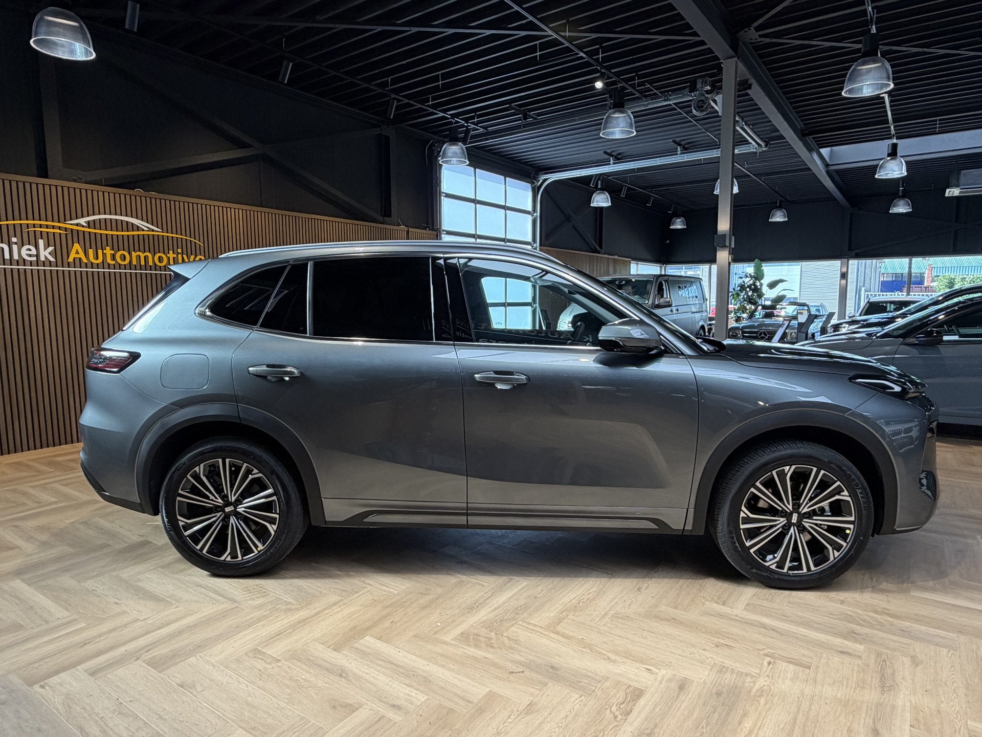 GEELY Starray EM-i 1.5 Max+ | 262pk | phev | panoramadak | |, Auto's, Gebruikt, Huisgarantie, 4 cilinders, Met garantie (alle)