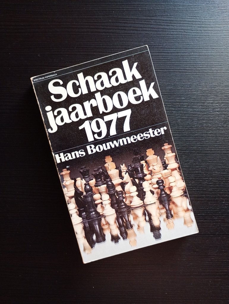 Schaakjaarboek 1977, Ophalen of Verzenden, Minder dan 500 stukjes, Zo goed als nieuw, Schaken