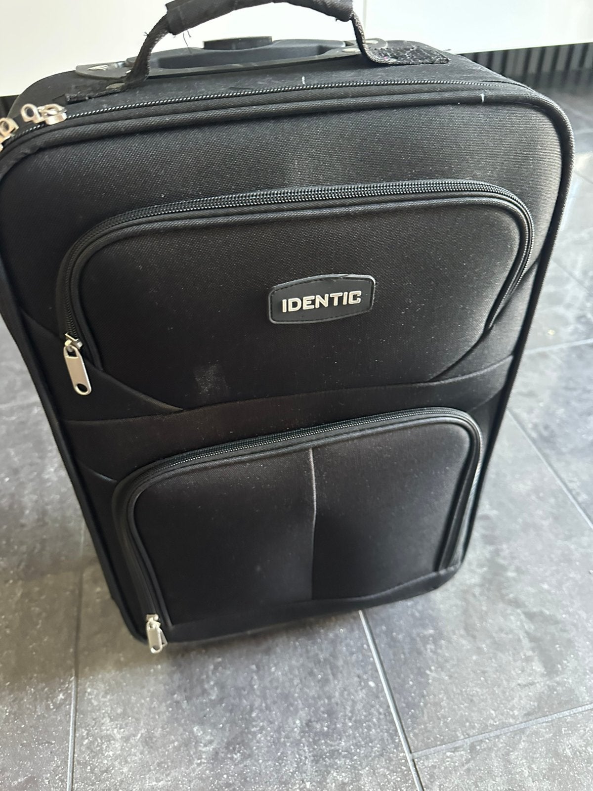 Handbagage koffer (1x gebruikt) zo goed al nieuw, 50 tot 60 cm, Ophalen of Verzenden, Zo goed als nieuw, Minder dan 35 cm