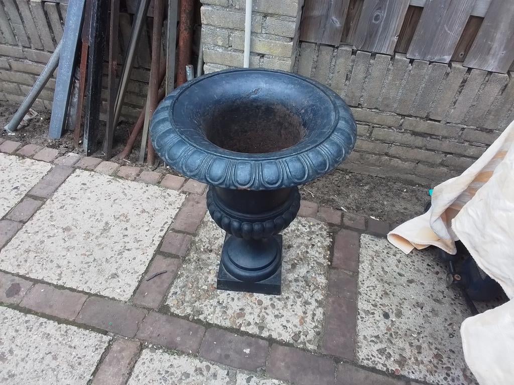 Ijzeren tuin vaas urn, Verzenden