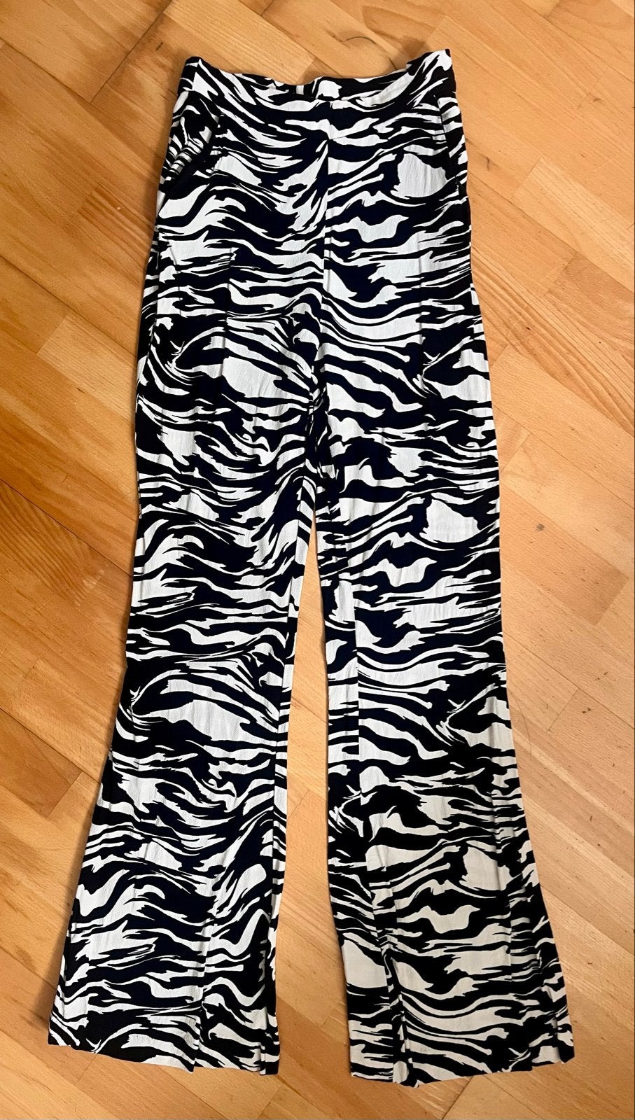 H&M Zebra Print Broek - Zwart/Wit, Maat XXS, Zwart, Ophalen of Verzenden, Zo goed als nieuw, Maat 34 (XS) of kleiner