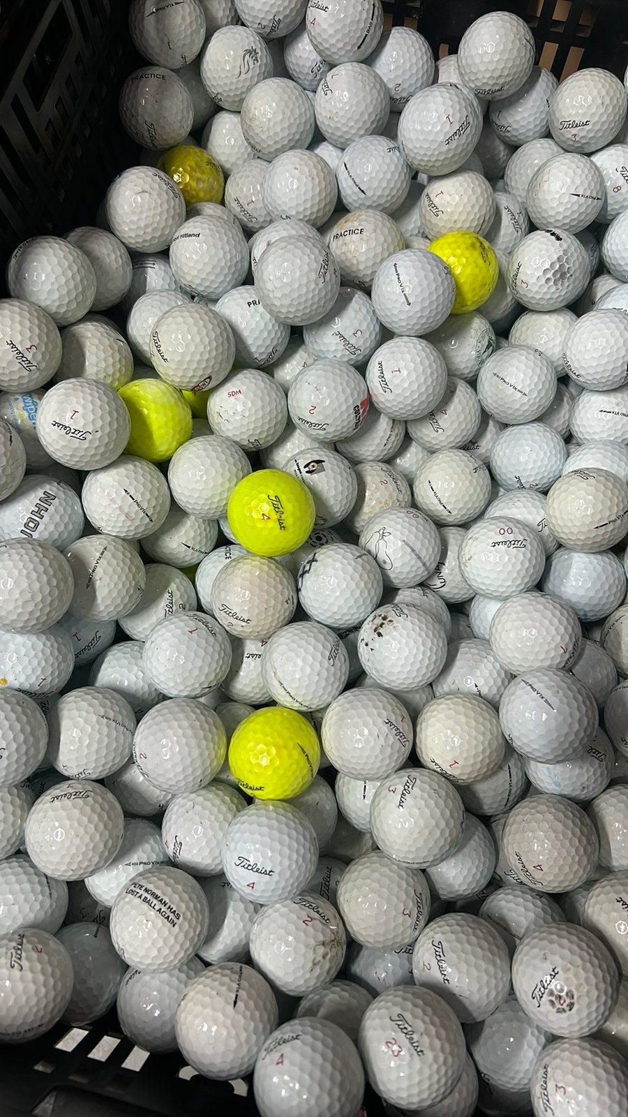 100 Stuks Titleist Pro V1x Golfballen, Sport en Fitness, Golf, Ophalen of Verzenden, Zo goed als nieuw, Bal(len)