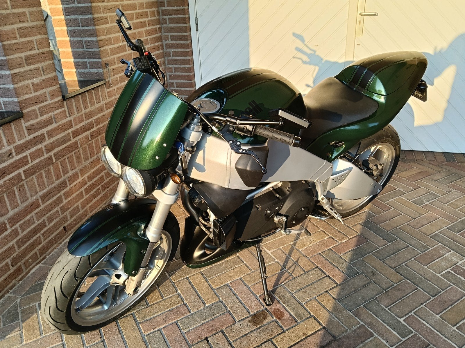 Buell xb9 s met R achterzijde, Motoren, Motoren | Buell, 2 cilinders, Sportuitlaat, Motorrijbewijs A, Gebruikt