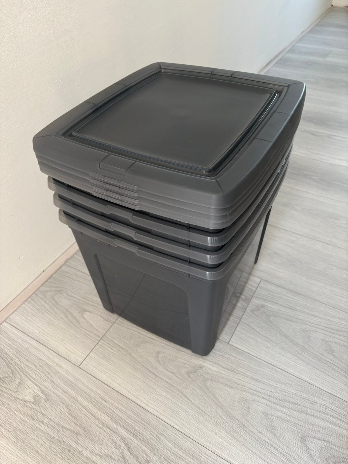 9 x Karwei opbergbox 18 liter transparant grijs, Ophalen, Gebruikt, Overige typen, Minder dan 50 cm