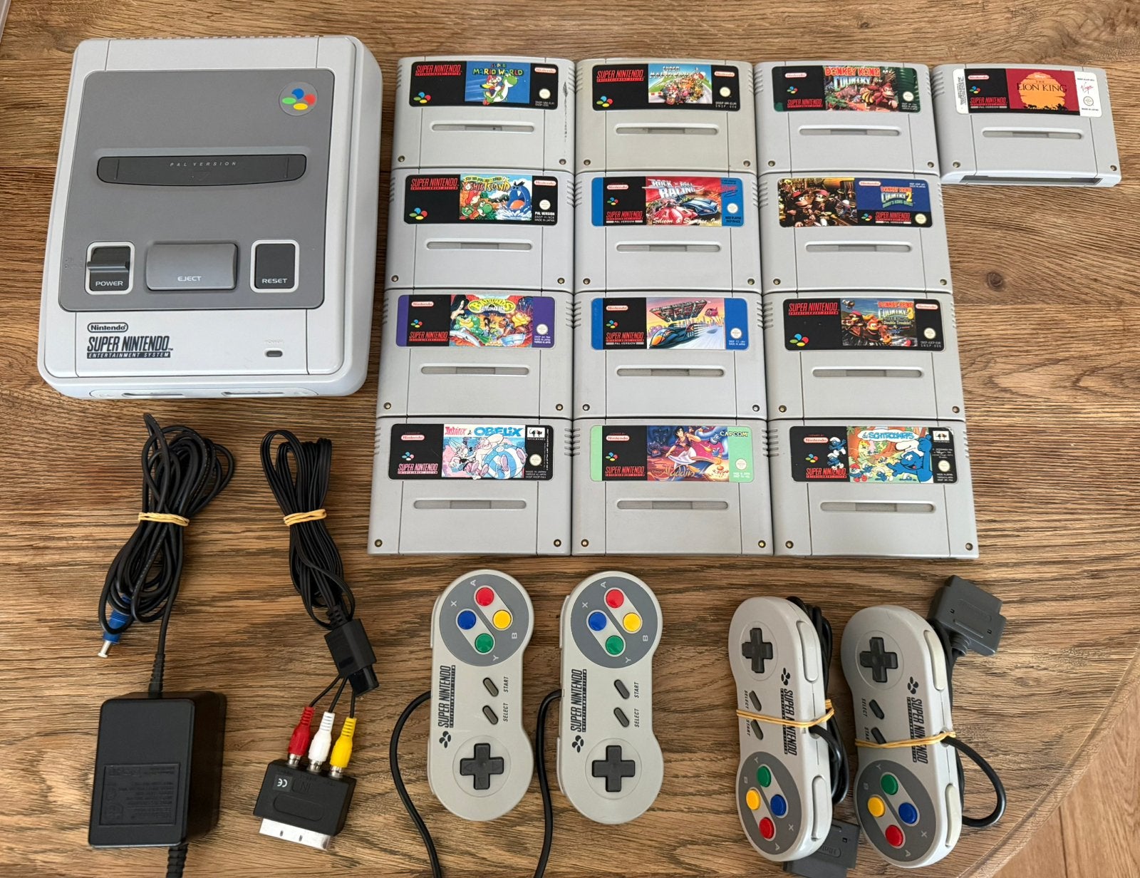 Mooie werkende SNES + 4 Controller’s & 13 Spellen zie Info!, 2 spelers, Zo goed als nieuw, Vanaf 3 jaar, Ophalen