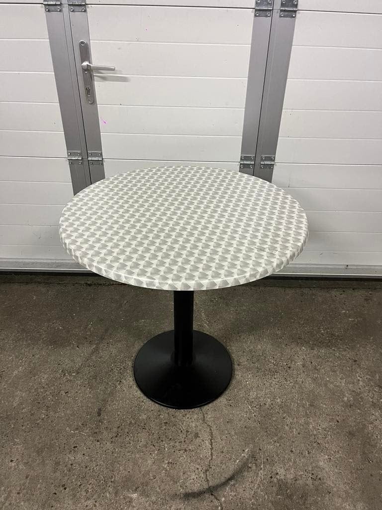 12 stuks horeca bistro terras tafels outdoor werzalit, Ophalen, Zo goed als nieuw
