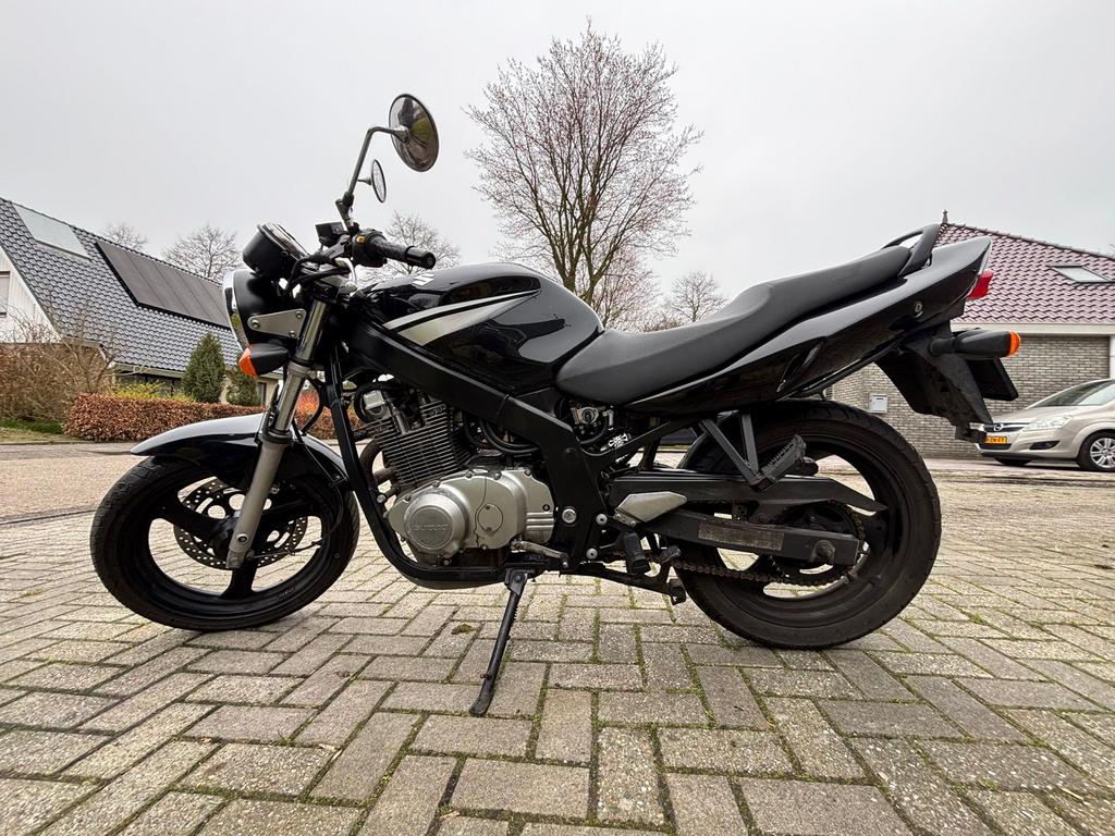 Suzuki GS500 - 28126 km, 2 cilinders, Particulier, Toermotor, Minimaal motorrijbewijs A2