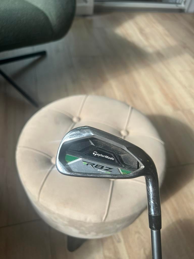 Taylormade ijzer 7 RBZ met graphite regular shaft, Sport en Fitness, Golf, Ophalen, Zo goed als nieuw, Club