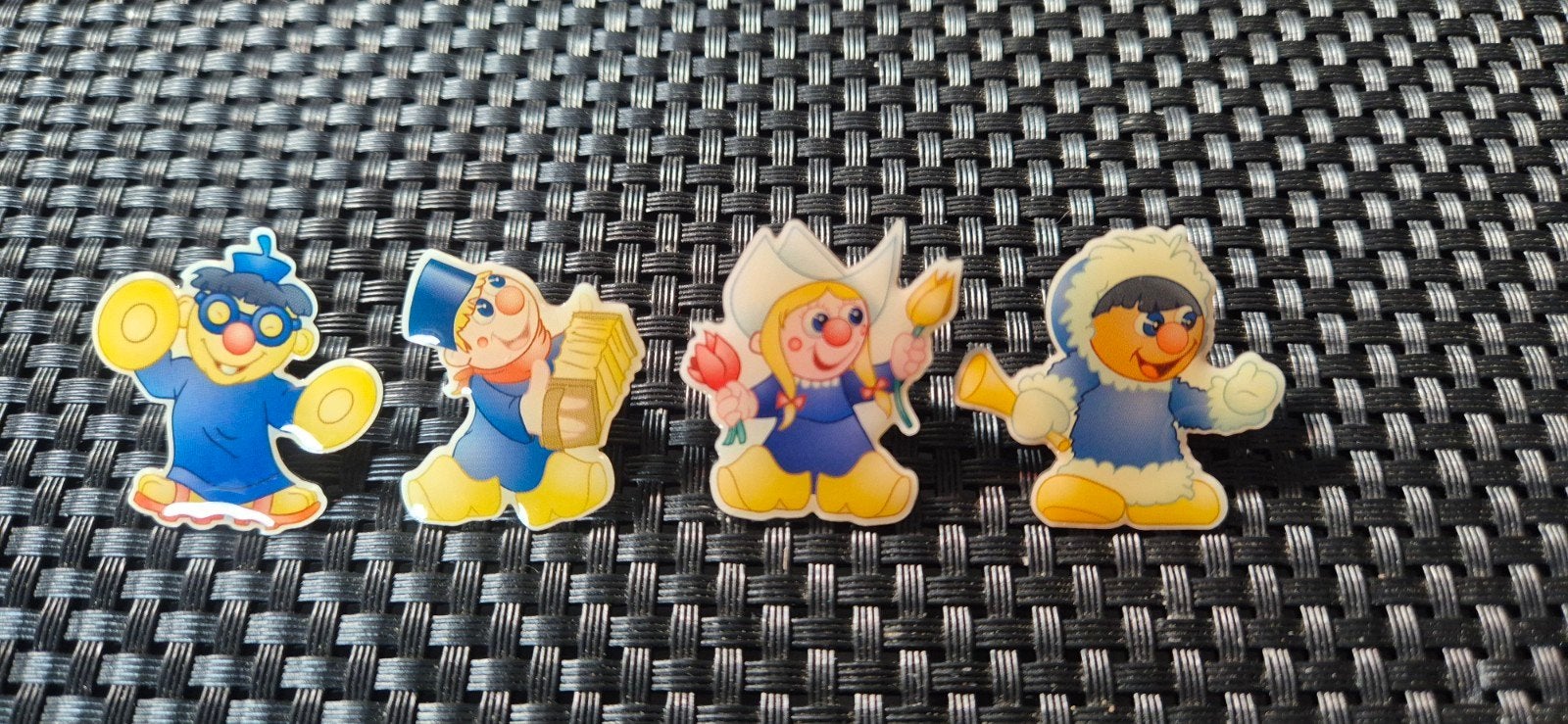 4 Efteling pins Carnaval Festival, Ophalen of Verzenden, Button of Speldje