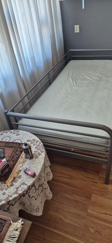 Mooi 1 persoons bed, Ophalen, 90 cm, Eenpersoons, Zo goed als nieuw