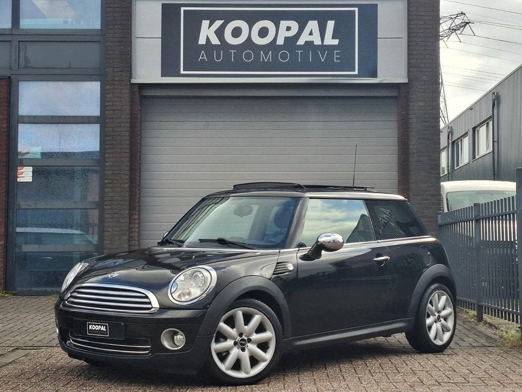 Mini Mini 1.6 Cooper Mayfair | Xenon | Pano | Trekhaak, Auto's, Mini, Bedrijf, Te koop, Cooper, ABS, Airbags, Airconditioning