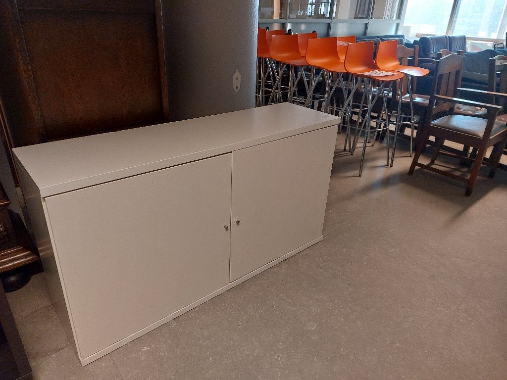 fraaie praktische opbergkast (500557), Ophalen, Zo goed als nieuw