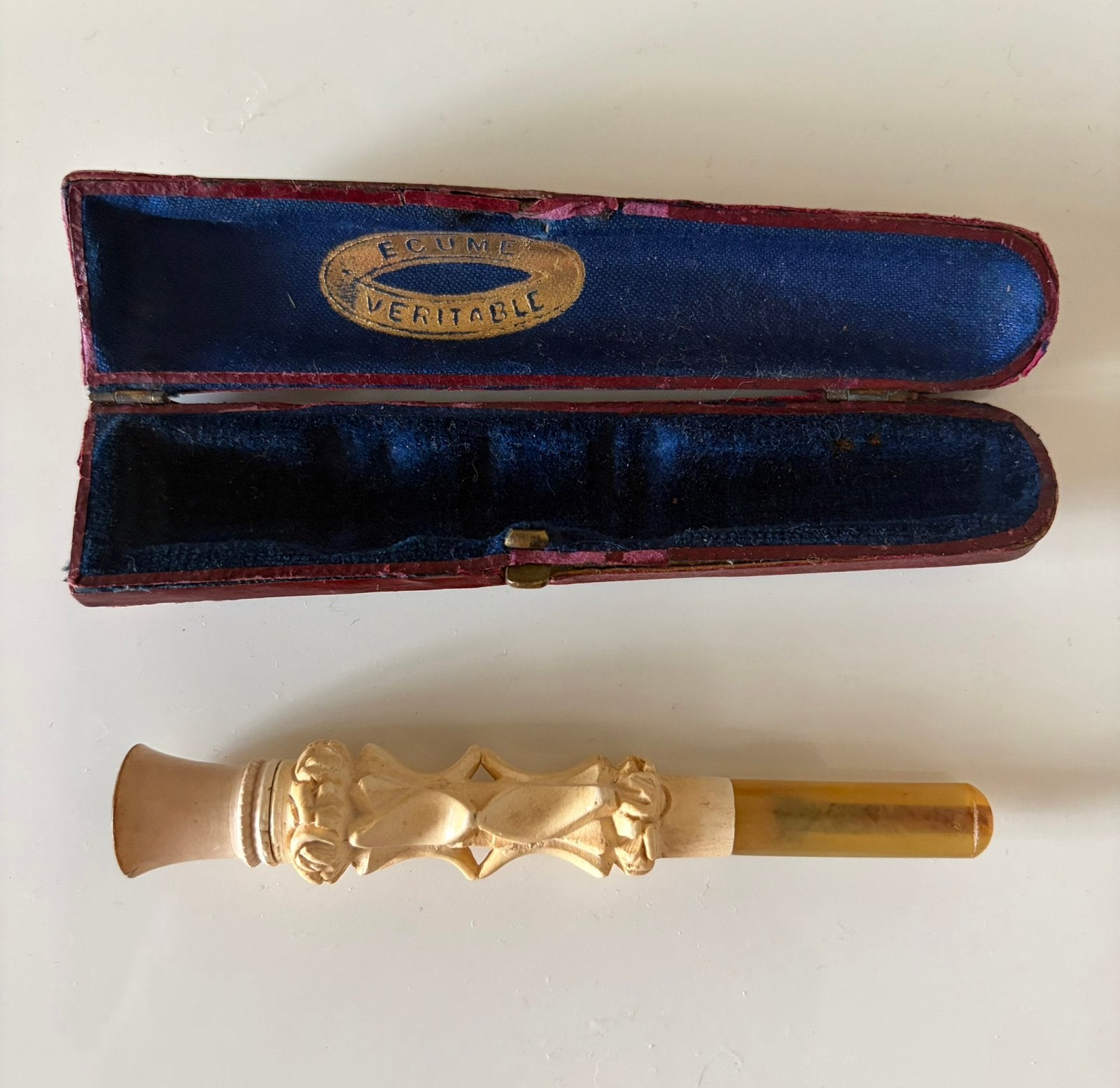Antieke meerschuim sigaretten pijpje in koffer. 1930, Ophalen of Verzenden, Gebruikt, (Water)pijp