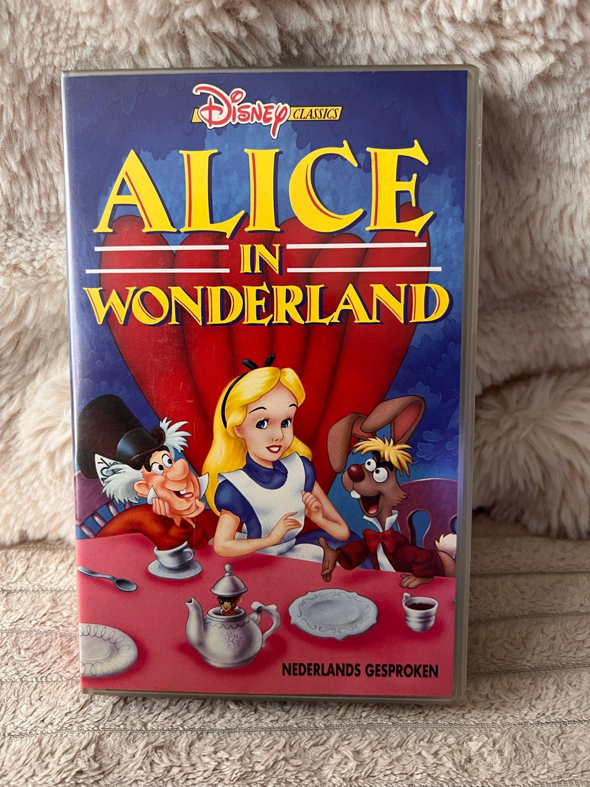 Disney Classics: Alice in Wonderland VHS (Nederlands gesprok, Gebruikt, Tekenfilm, Alle leeftijden, VHS