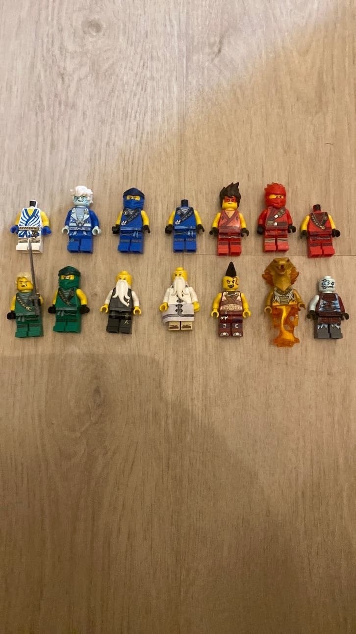 Lego ninjago minifigure lot, Lego, Ophalen of Verzenden, Zo goed als nieuw, Minifiguur