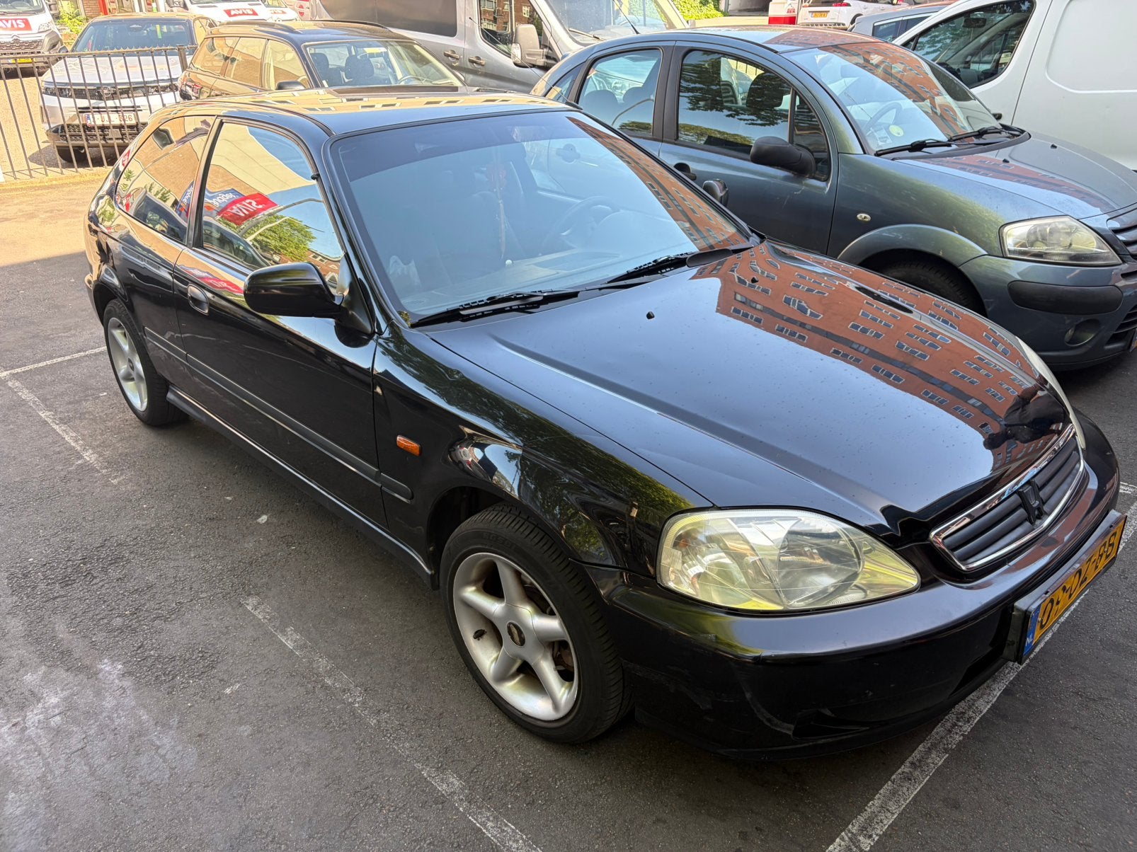 Honda Civic 1.4 I S AUT 2000 Zwart/airco/LM velgen, Auto's, Honda, 40 €/maand, 4 cilinders, Zwart, Origineel Nederlands