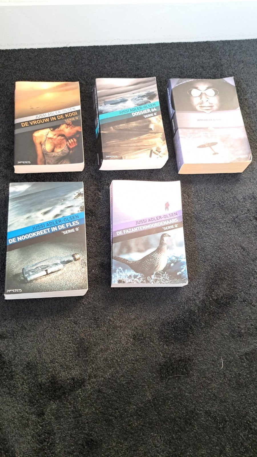 5x Jussi Adler-Olsen - Serie Q Thrillers, Boeken, Ophalen of Verzenden, Gelezen, Jussi Adler-Olsen