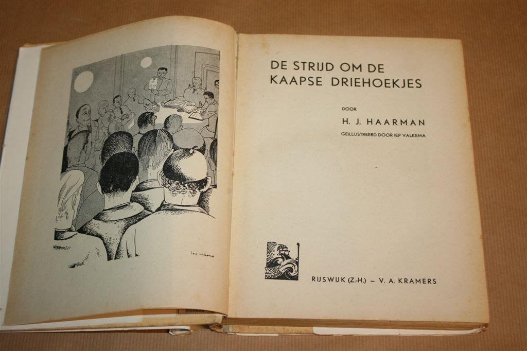 De strijd om de Kaapse driehoekjes. Haarman. Kluitman 1943., Boeken, Ophalen of Verzenden, Gelezen