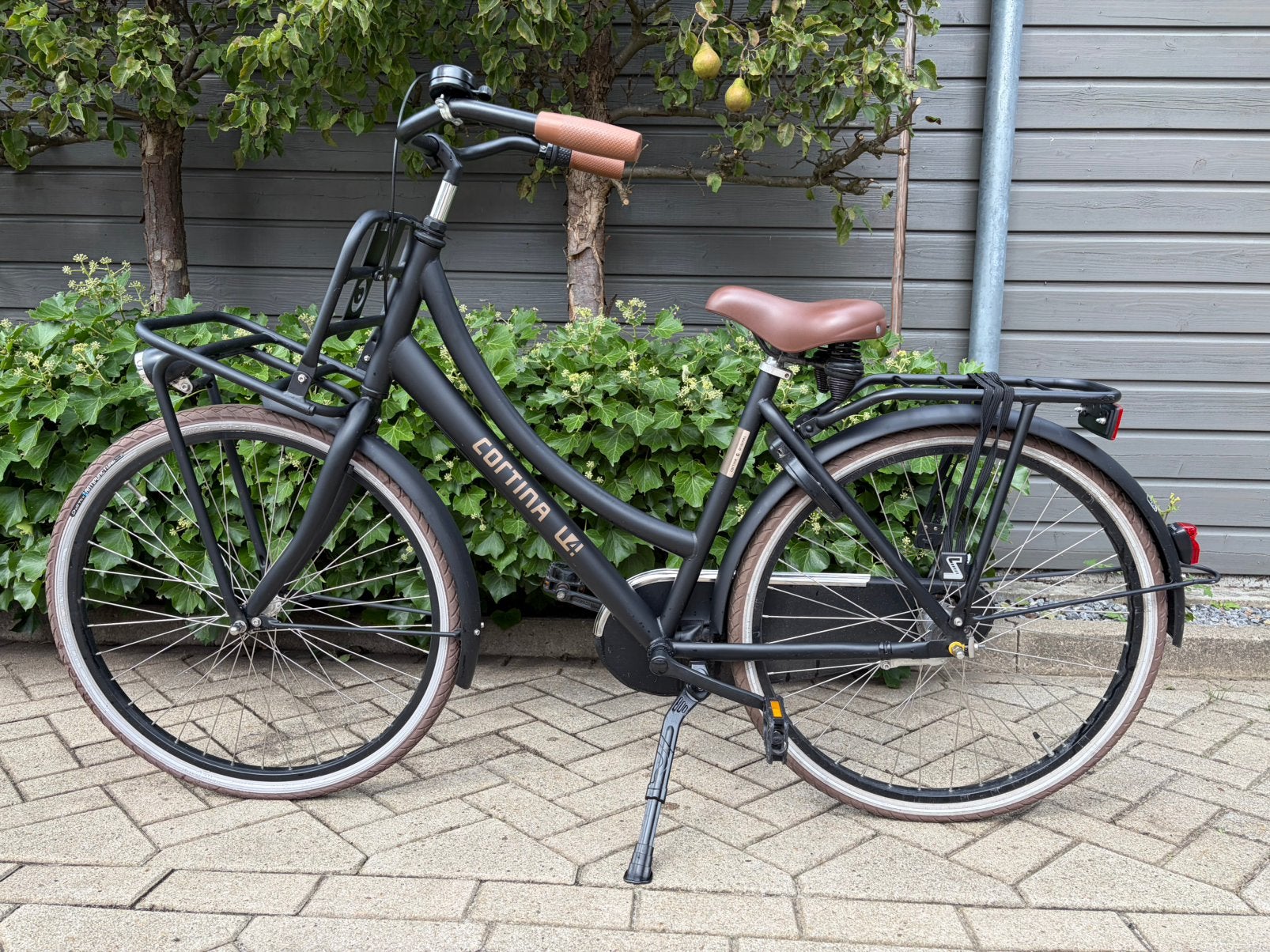 Cortina U4 Mini 26 inch 46 cm zwart – 3 versnellingen – 2025, Fietsen en Brommers, Terugtraprem, Versnellingen, Zo goed als nieuw