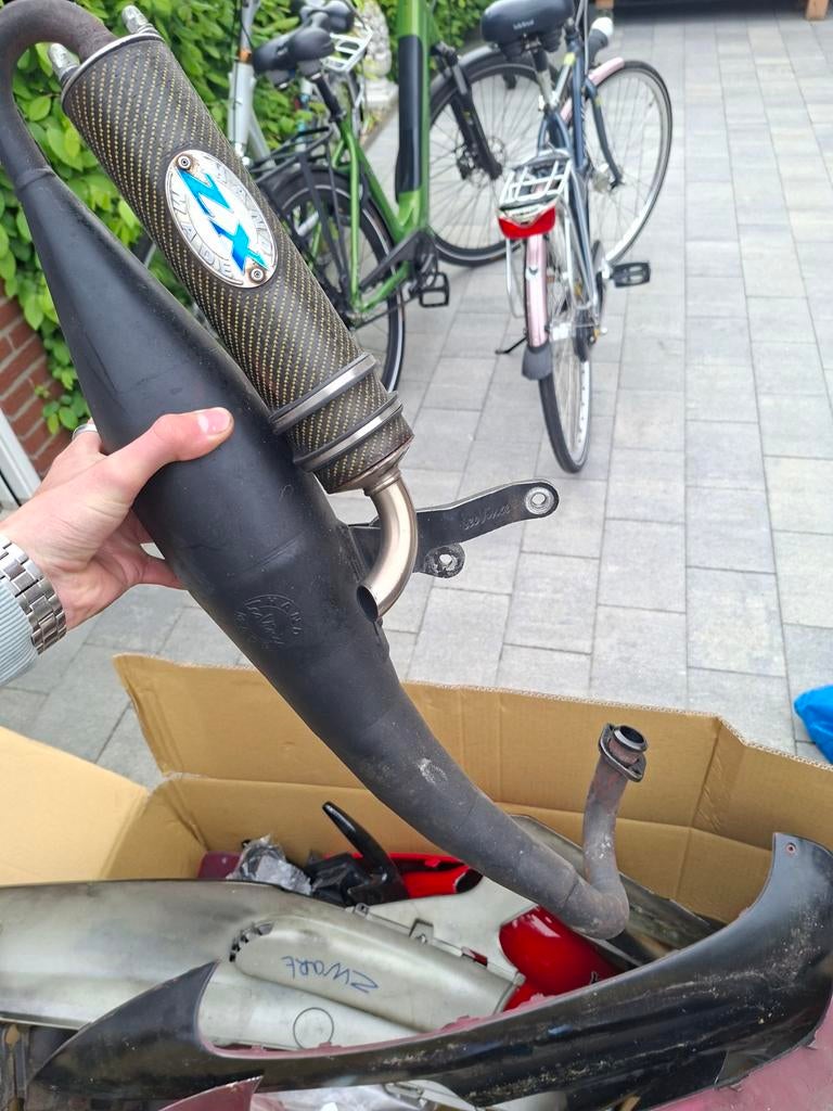 LeoVince Handmade uitlaat voor 50cc Piaggio scooters, Fietsen en Brommers, Ophalen of Verzenden, Gebruikt, Uitlaat, Piaggio