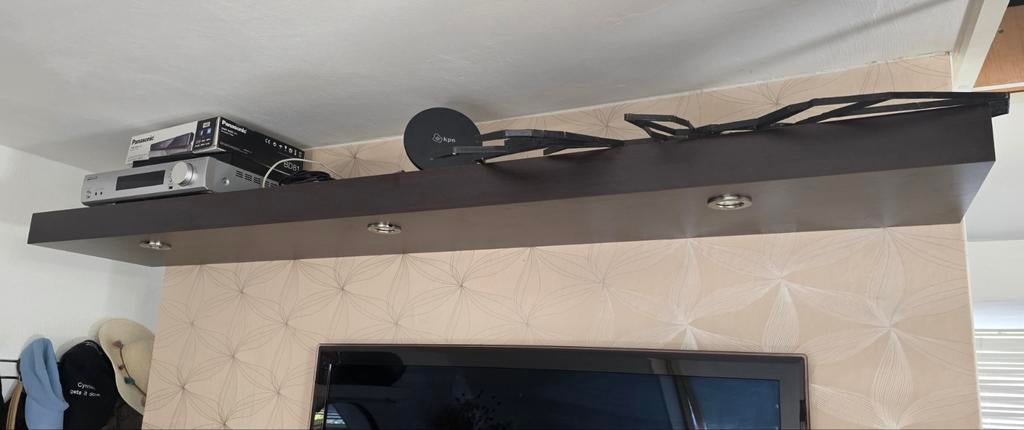 Donkerbruine blinde wandplank met houtfineer en 3 spots, Ophalen, Gebruikt