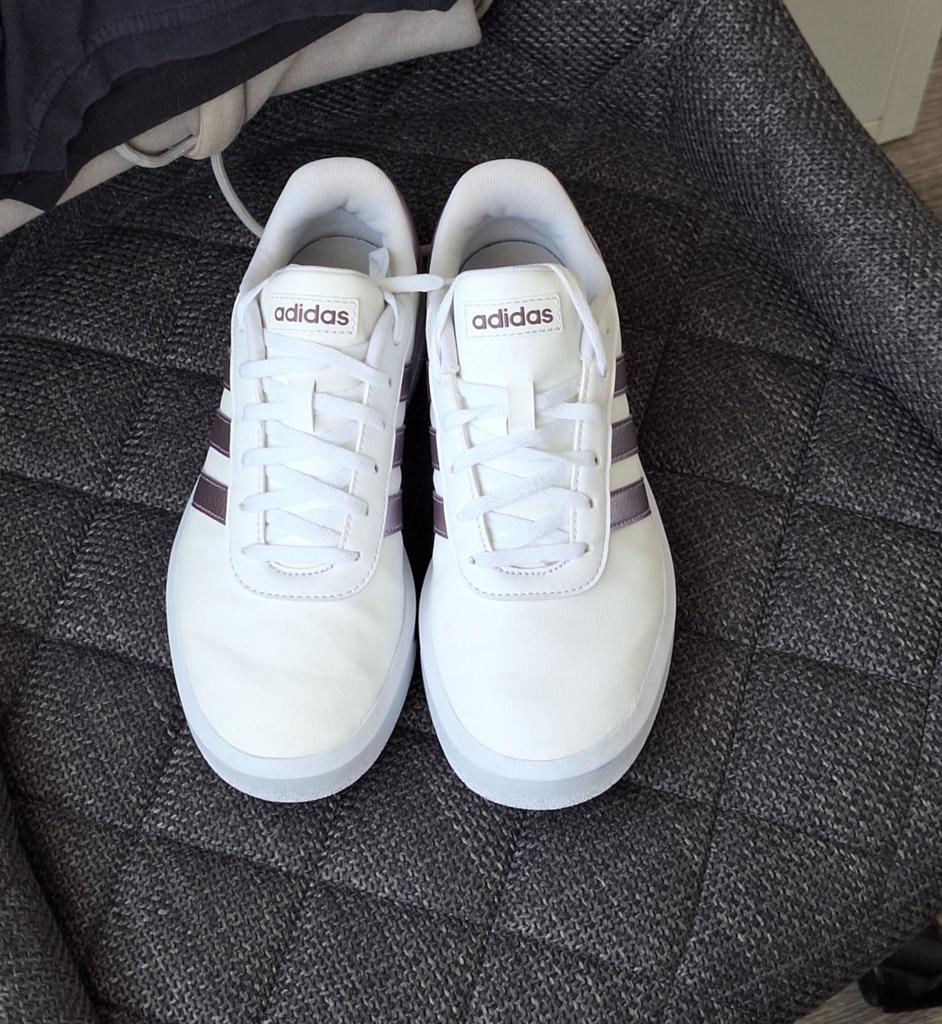 Adidas sneakers, Kleding | Dames, Schoenen, Zo goed als nieuw, Sneakers of Gympen, Wit, Ophalen