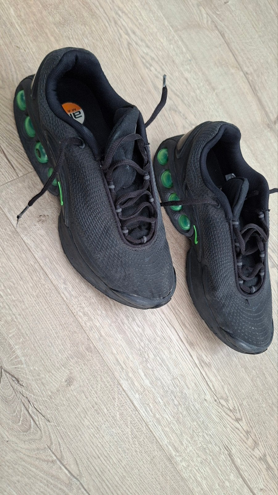 Nike air Max Dn Zwart Groen maat 41, Nike air max, Zwart, Ophalen of Verzenden, Sneakers of Gympen