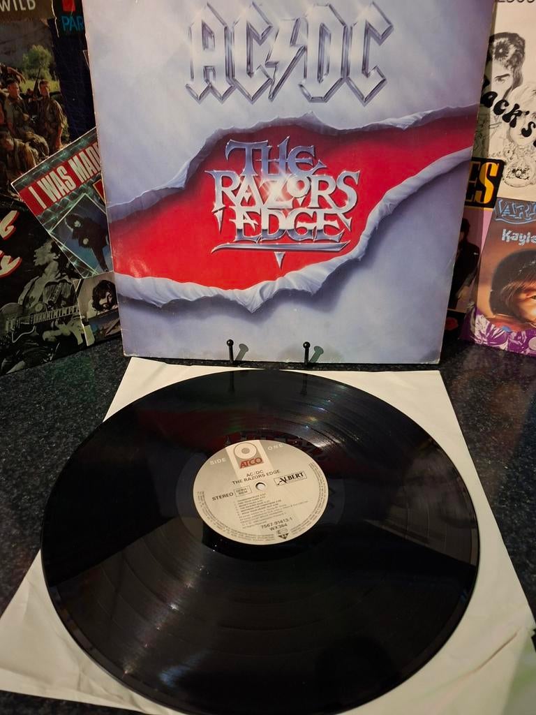 AC/DC - The Razors Edge LP (1990), Cd's en Dvd's, Vinyl | Rock, Gebruikt, 1990 - 1999, Ophalen of Verzenden, Fotohoes