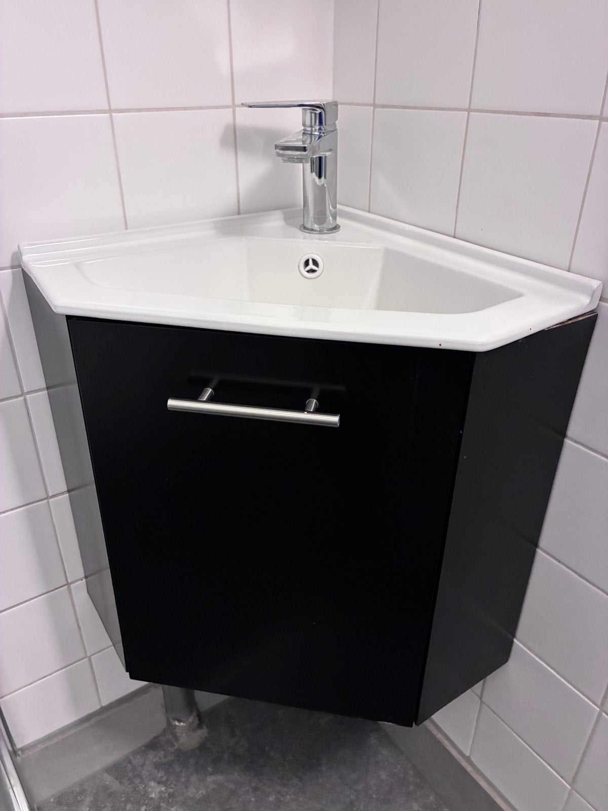 Wastafelmeubel met wastafel en kraan, Huis en Inrichting, Ophalen, Gebruikt, 50 tot 100 cm, Minder dan 100 cm