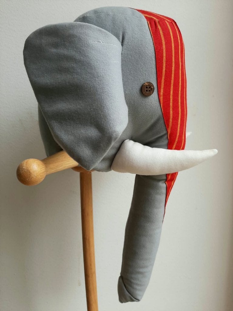 Uniek stokpaard ofwel stok-olifant! (zo goed als nieuw), Ophalen, Zo goed als nieuw, Jongen of Meisje