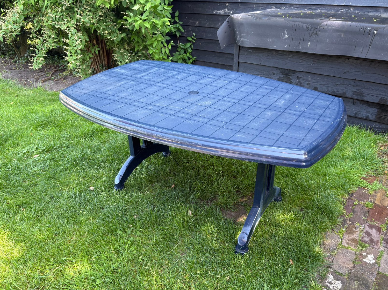 Degelijke blauwe Jardin tuintafel, Ophalen, Zo goed als nieuw, Rechthoekig, Kunststof