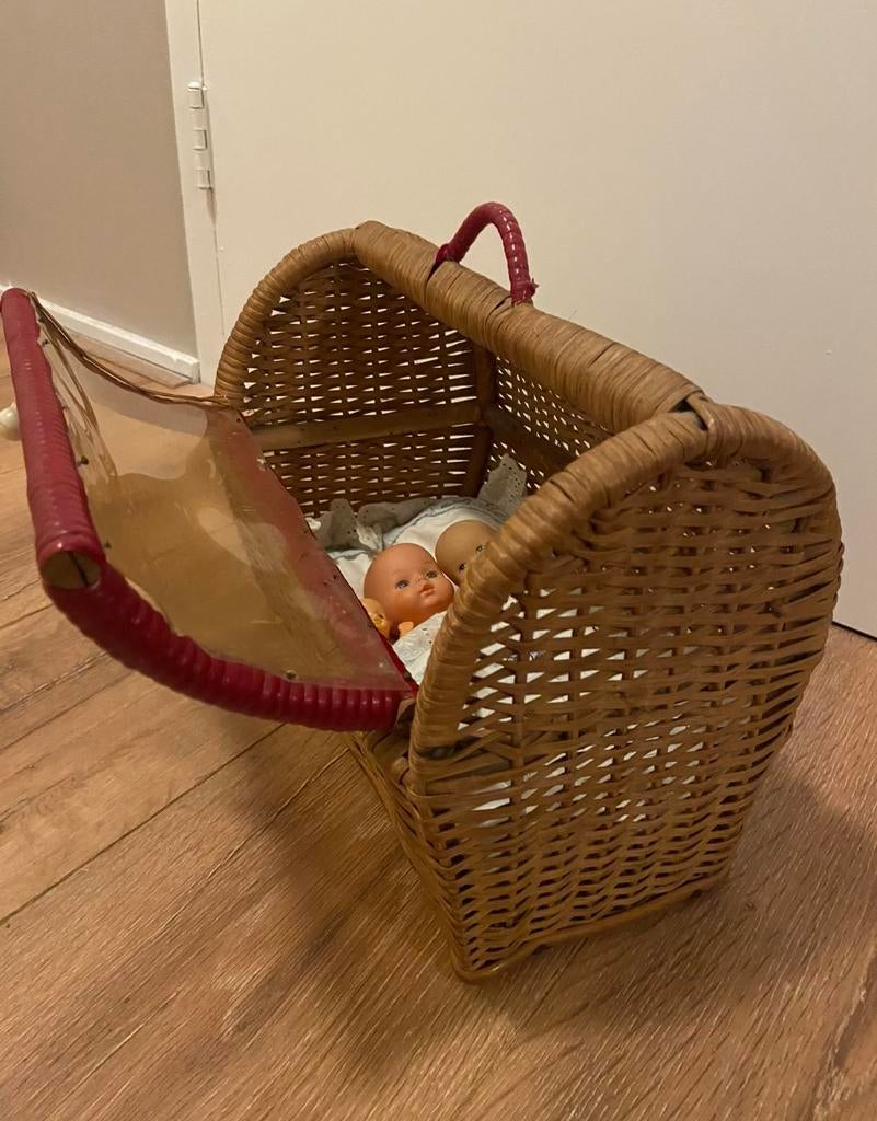 Antiek poppen reismandje/ bedje, Ophalen of Verzenden