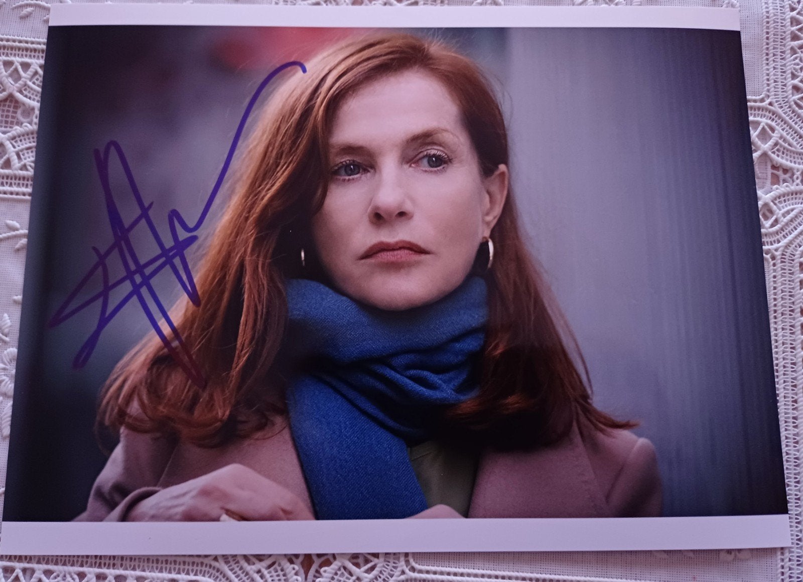 Isabelle Hüppert handtekening gesigneerde foto 20x15cm, Ophalen of Verzenden