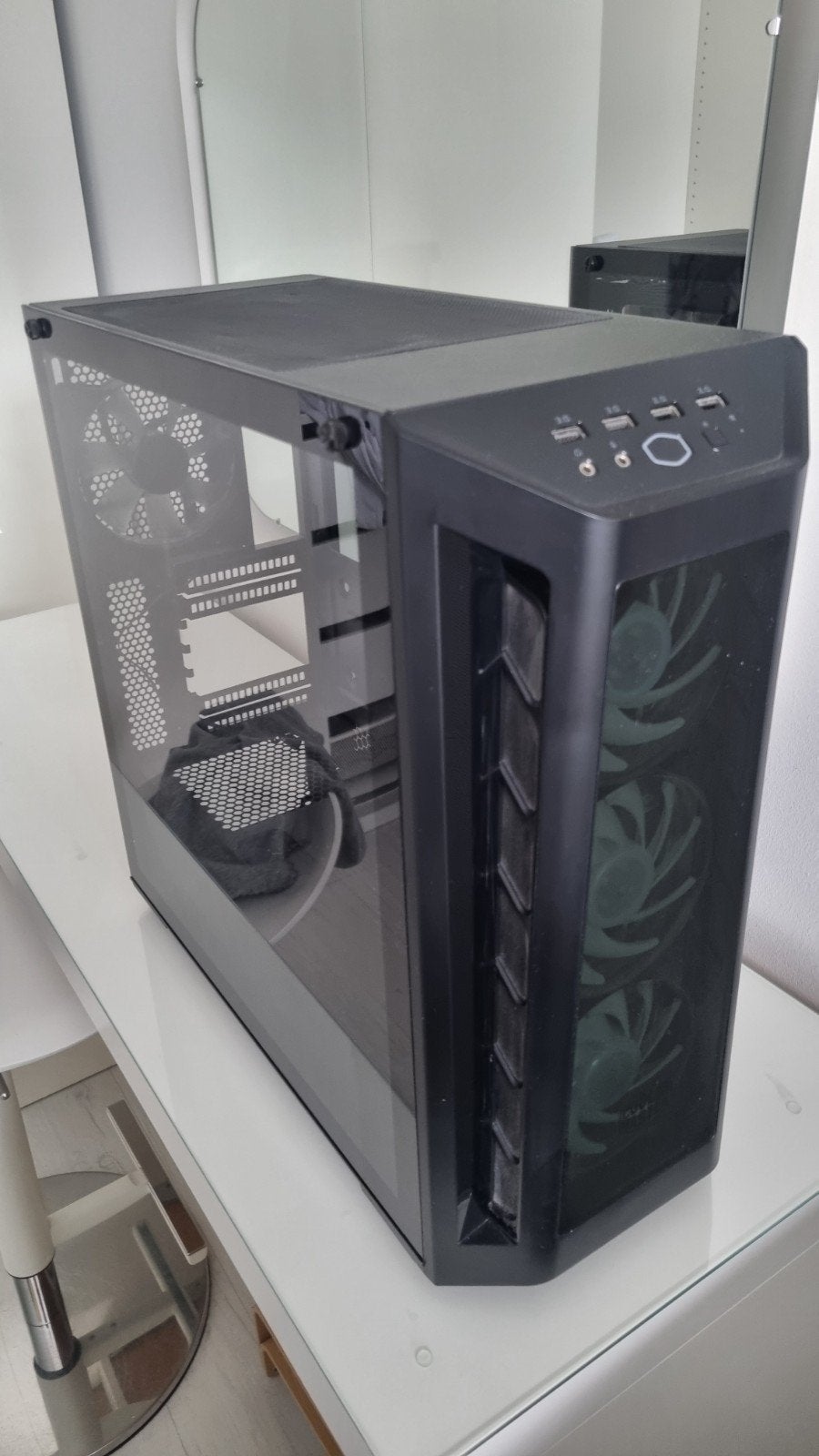 Cooler Master MasterBox MB520, Computers en Software, Computerbehuizingen, Ophalen of Verzenden