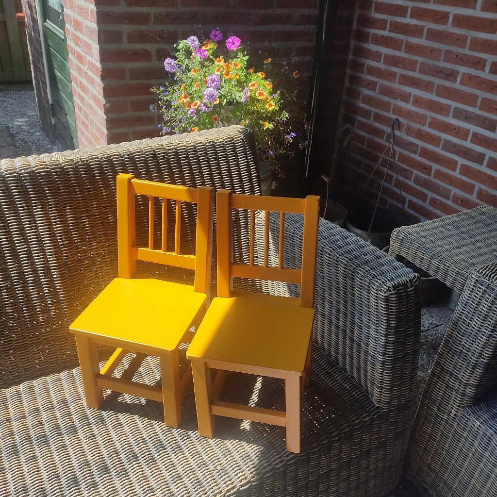 2 identieke peuter/kleuter stoeltjes in nieuw staat, Ophalen, Zo goed als nieuw, Stoel(en)