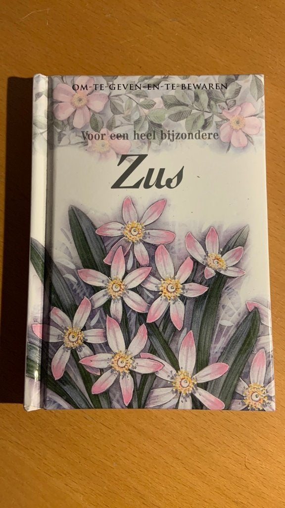P. Brown - Voor een heel bijzondere zus, Ophalen of Verzenden, Zo goed als nieuw
