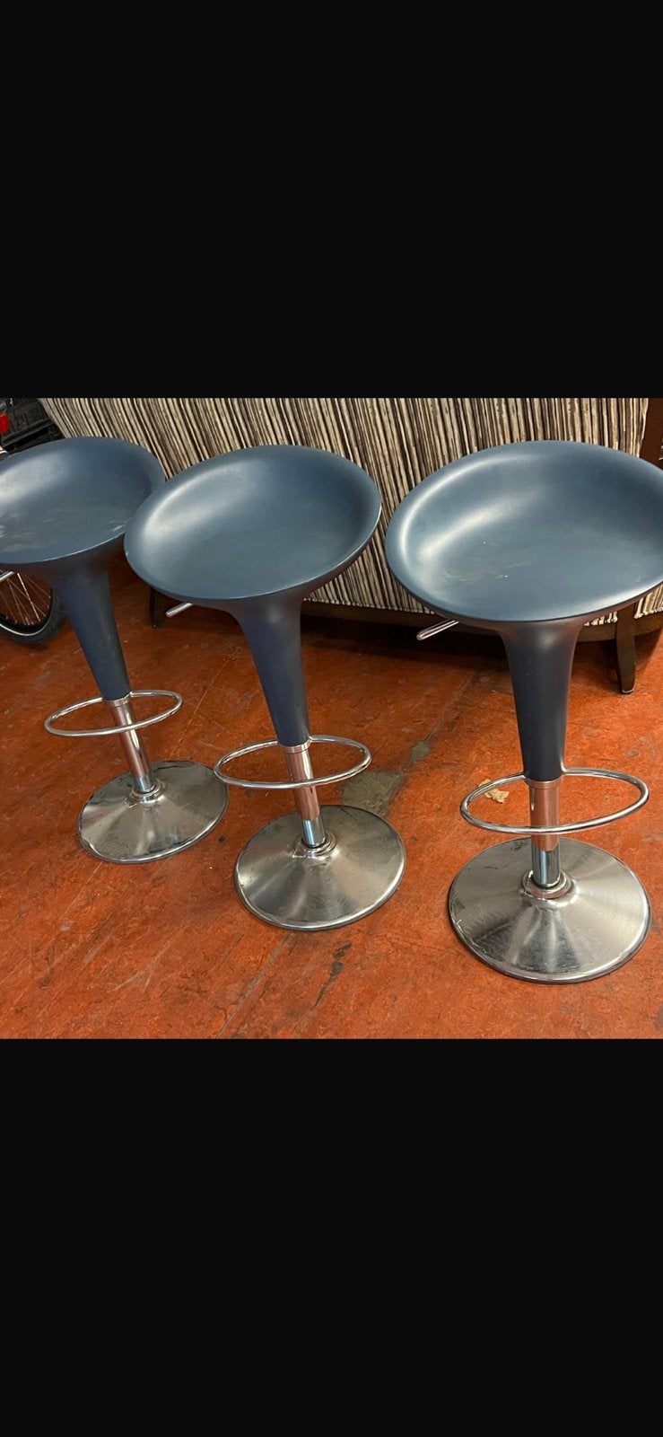 Design  barkrukken MAGIS italie, 2 krukken, Ophalen of Verzenden, Zo goed als nieuw, 60 tot 90 cm