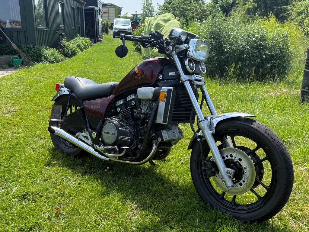 Honda Magna 750 V4 Custom, Ophalen, Gebruikt