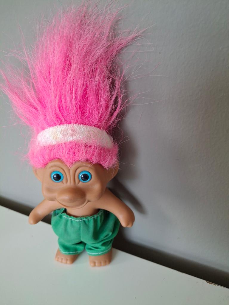 Vintage TNT Troll Pop met Roze Haar en Groene Broek (1991), Ophalen of Verzenden, Gebruikt, Overige typen