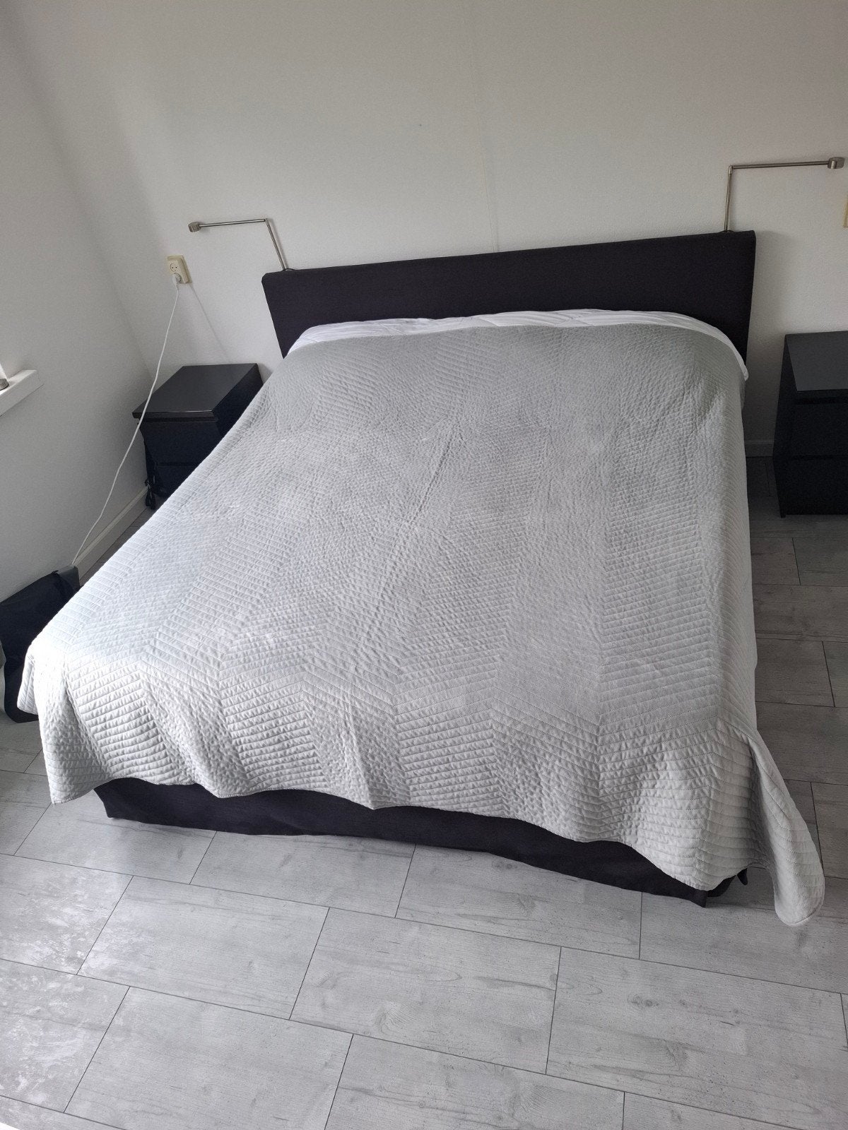 Boxspring 180x200 antraciet grijs met nachtlampjes, Ophalen, Tweepersoons, Zo goed als nieuw, 180 cm