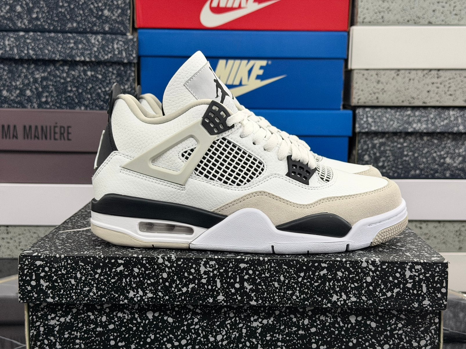 Jordan 4 Retro Military Black - Maat 42 -, Kleding | Heren, Schoenen, Zwart, Nieuw, Ophalen of Verzenden, Sneakers of Gympen