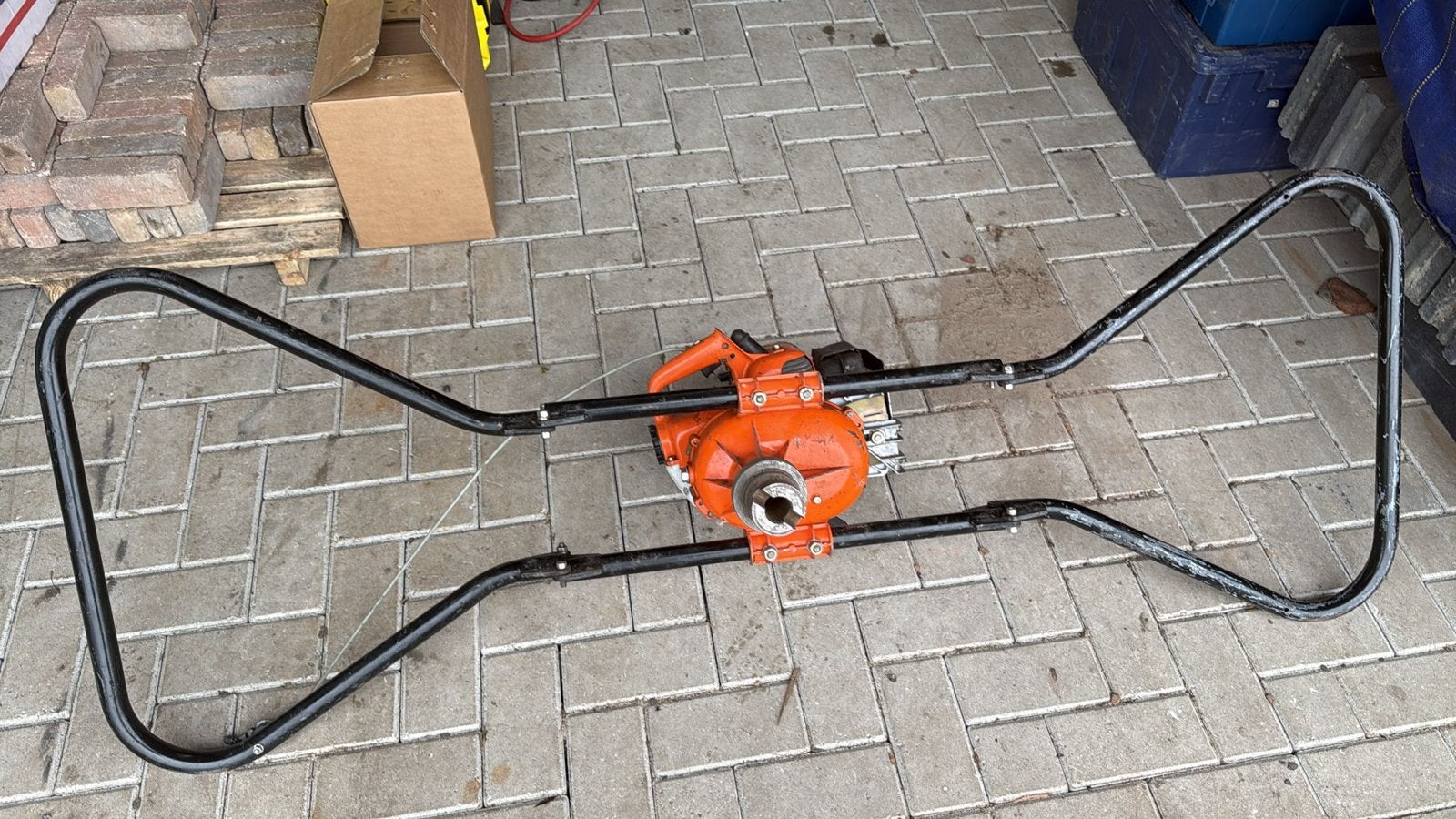 Stihl Grondboor 2-persoons - Krachtige Boormachine, Ophalen, Gebruikt, 600 watt of meer, Overige typen