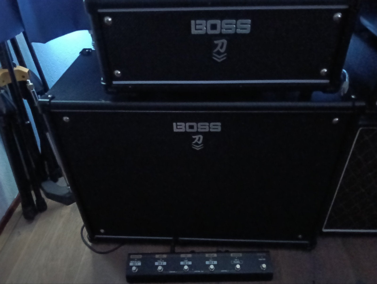 Boss Katana-Head II met  2x12 Cab en GFC controller, Ophalen, Zo goed als nieuw, 100 watt of meer