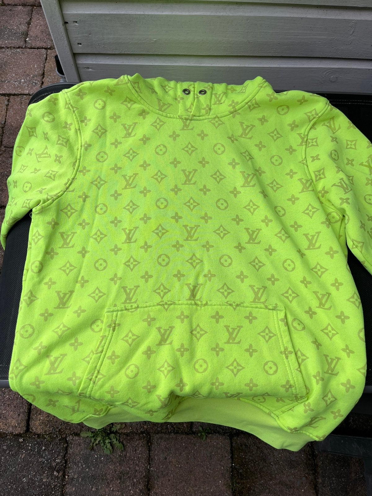 Louis Vuitton hoodie maat L, Ophalen of Verzenden, Zo goed als nieuw, Maat 42/44 (L), Geel