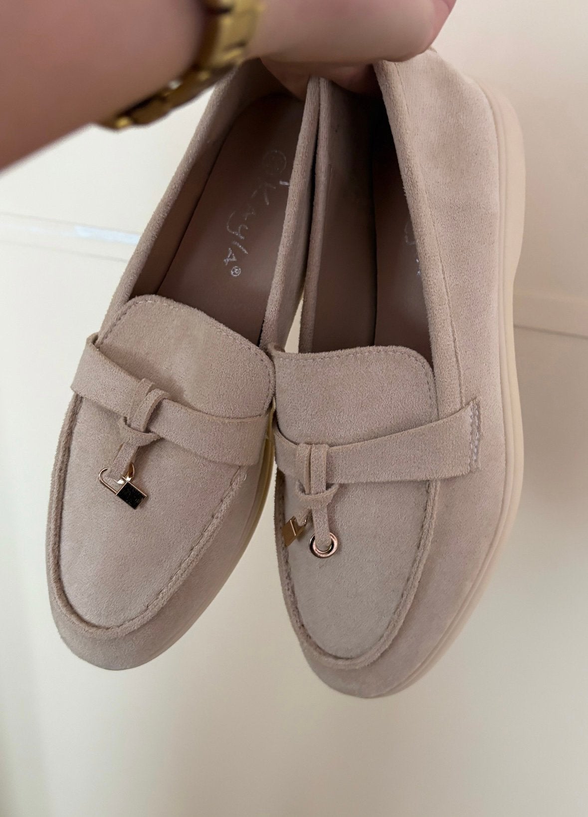 Loafers beige dames, Kleding | Dames, Ophalen of Verzenden, Zo goed als nieuw, Beige, Instappers