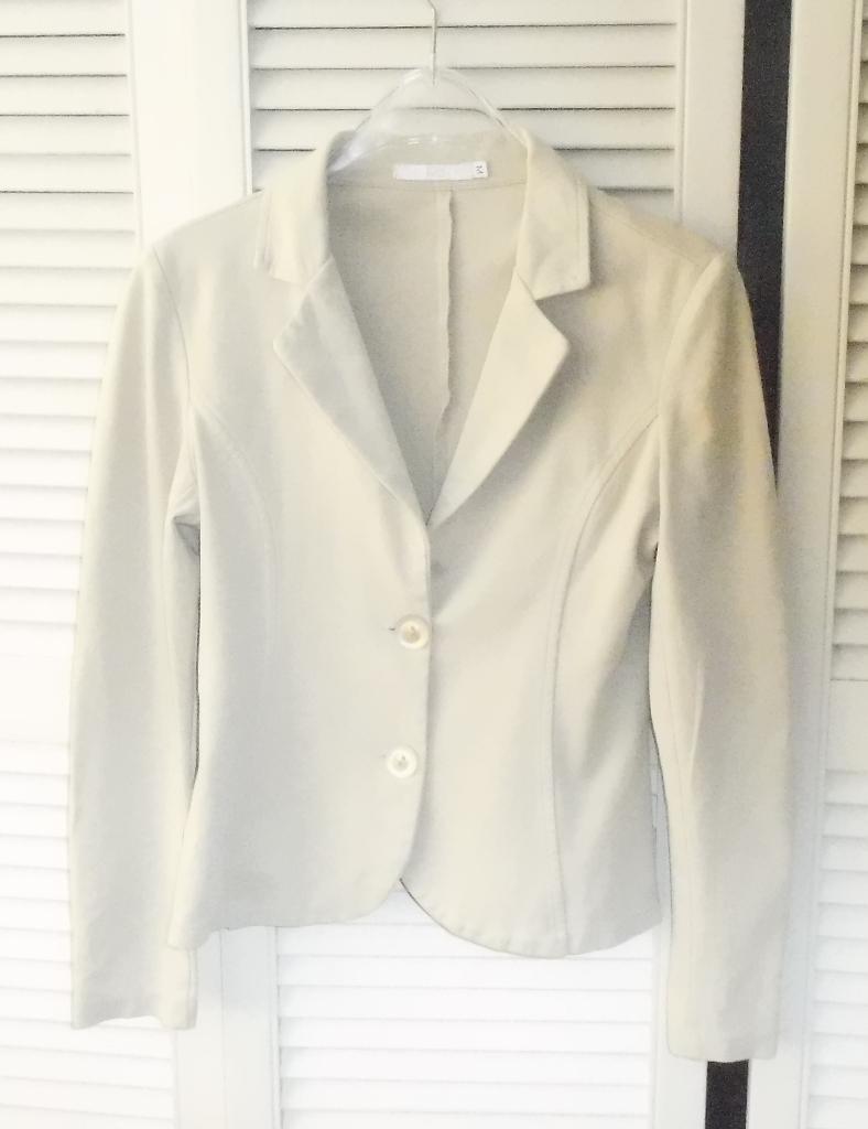 gebroken wit jasje, maat 38, merk studio MO, Kleding | Dames, Maat 38/40 (M), Studio Mo, Wit, Ophalen of Verzenden