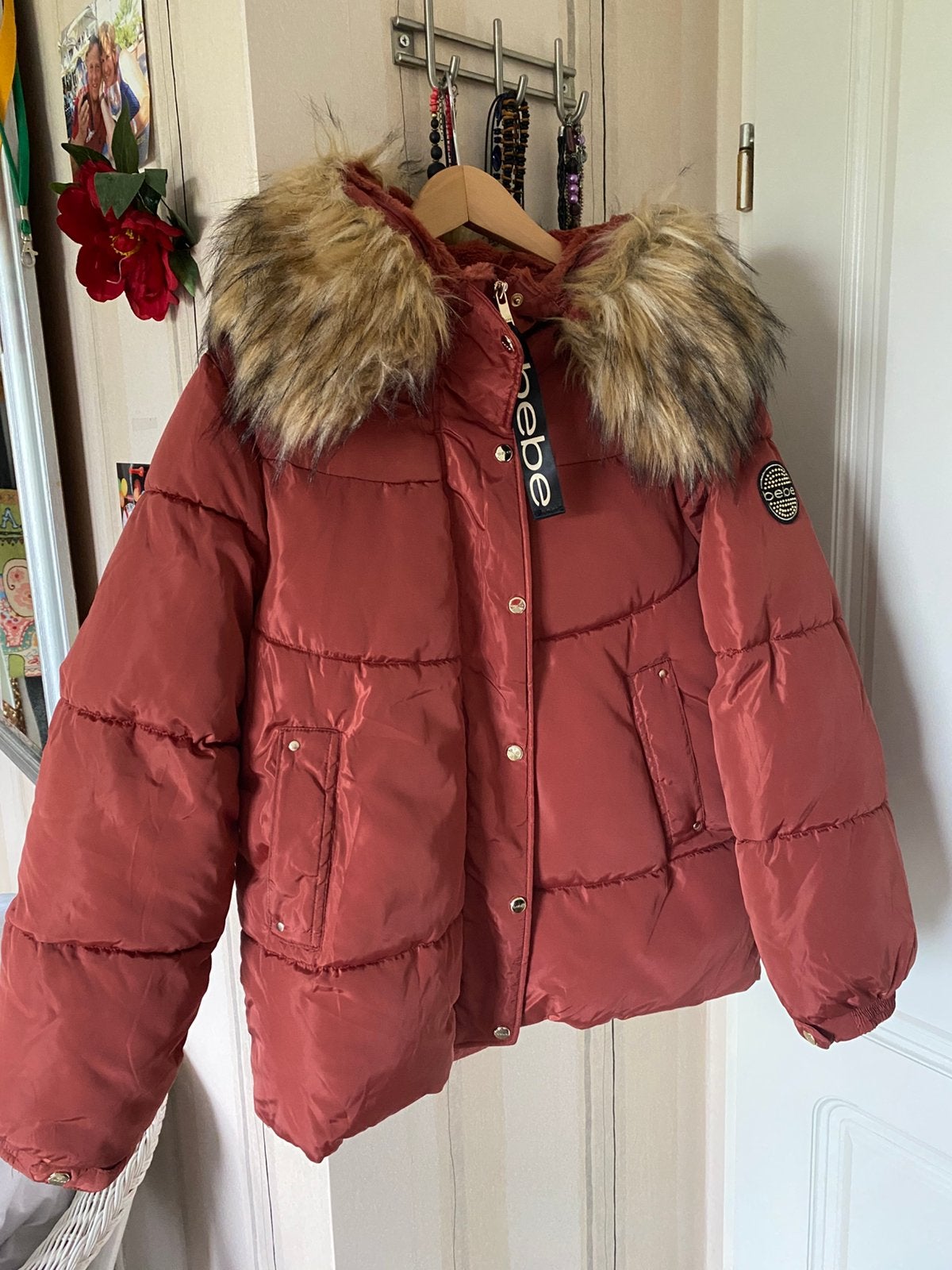 Nieuwe winterjas BEBE, maat M-L, Kleding | Dames, Ophalen of Verzenden, Nieuw, Maat 38/40 (M)
