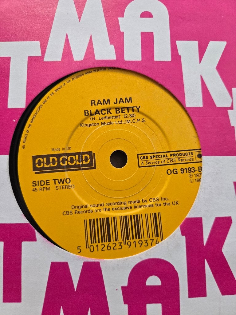 Ram jam/Gun - Black Betty/Race with the devil, 7 inch, Ophalen of Verzenden, Zo goed als nieuw, Beschermende buitenhoes